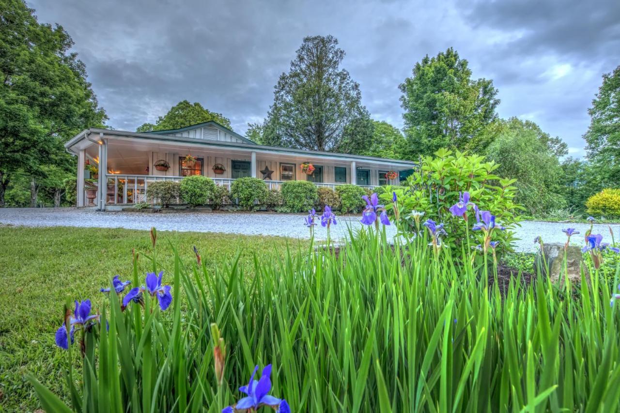 Linville Falls Lodge & Cottages Exterior photo
